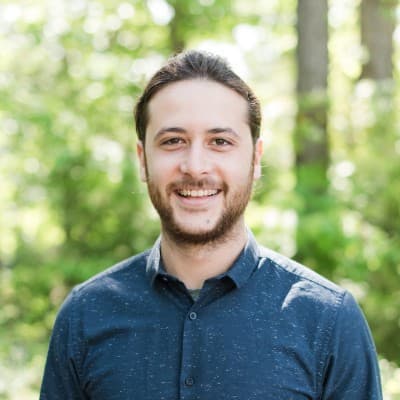 Tomer Shvueli Headshot