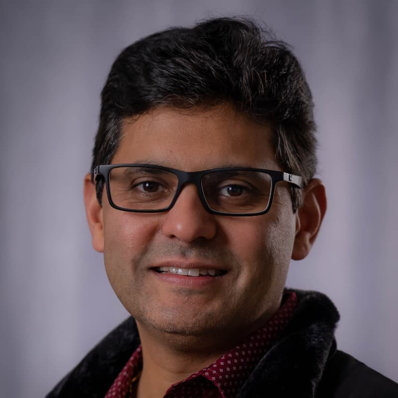 Manish Bhaskar Headshot