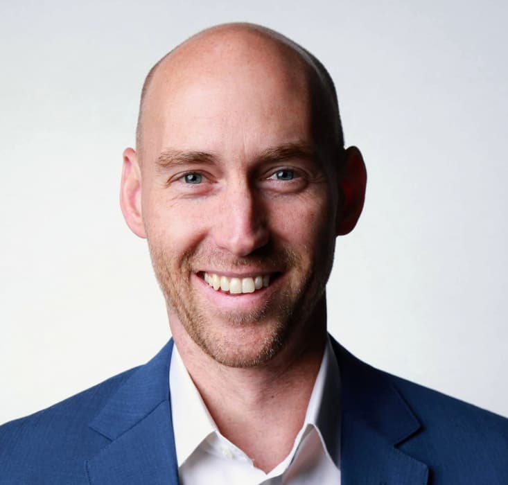 Matthew Kelly Headshot