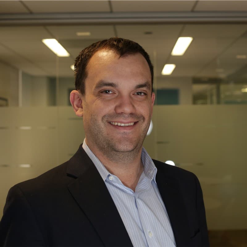 Eric Reusche Headshot